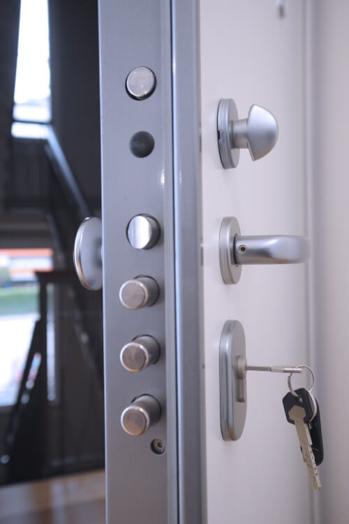 Kratzschutz für Haustüren ☑️ Schlüssel Kratzschutz für Türen